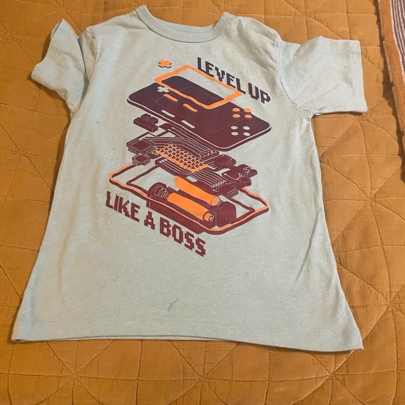 Place “Level Up, Like a Boss” T- Shirt - Picture 2 of 2